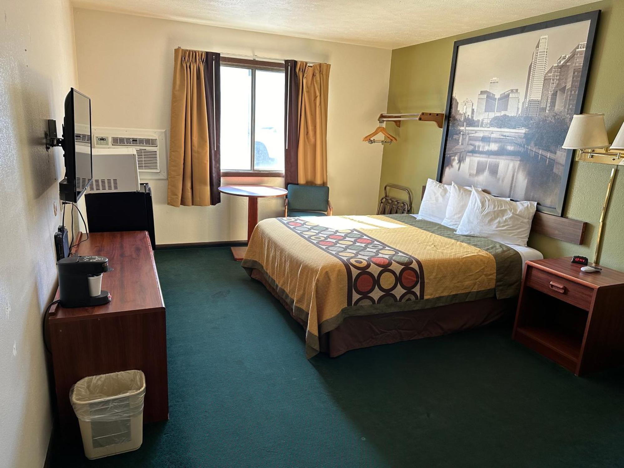 Ainsworthinn Hotel 2*